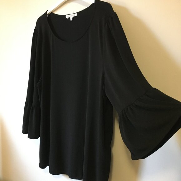 Green Envelope USA Made Witchy Black Bell Sleeve Top - Picture 9 of 16